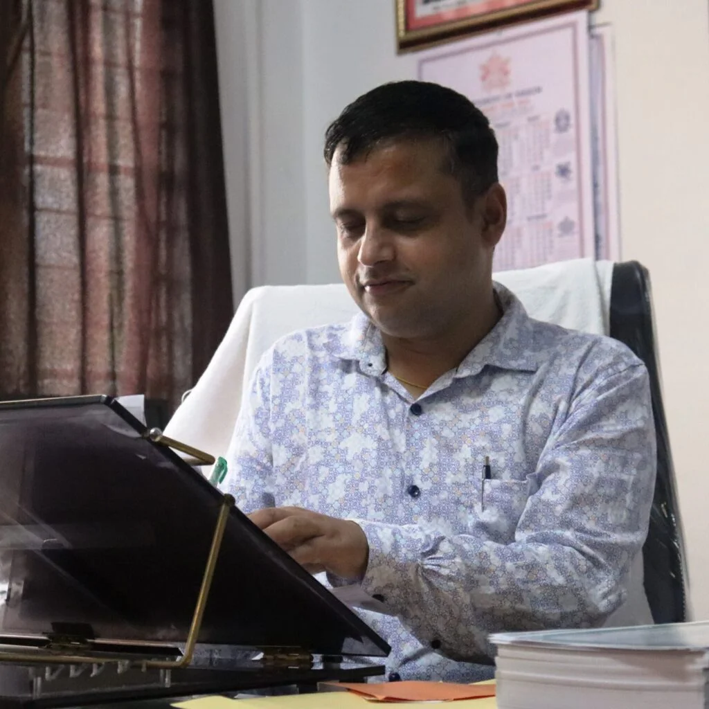 Prof. Dr. Deepak Tiwari